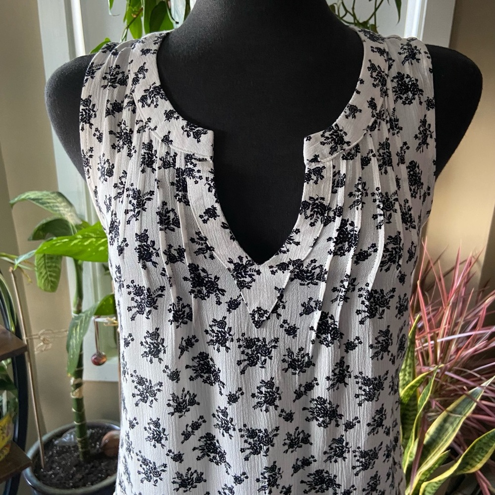 NET Floral Print Tank - Picture 2 of 12